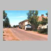 022-1150 Goldbach  im Juni 1993. Verlauf der Dorfstrasse ab der Molkerei bis zum Gasthaus Peterson. .jpg